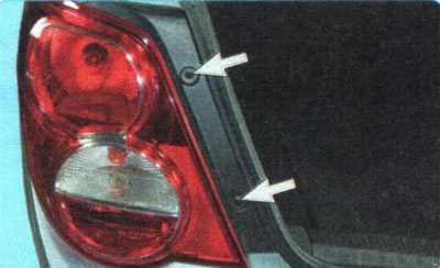 Замена лампочек заднего фонаря шевроле авео т250 (заз вида)