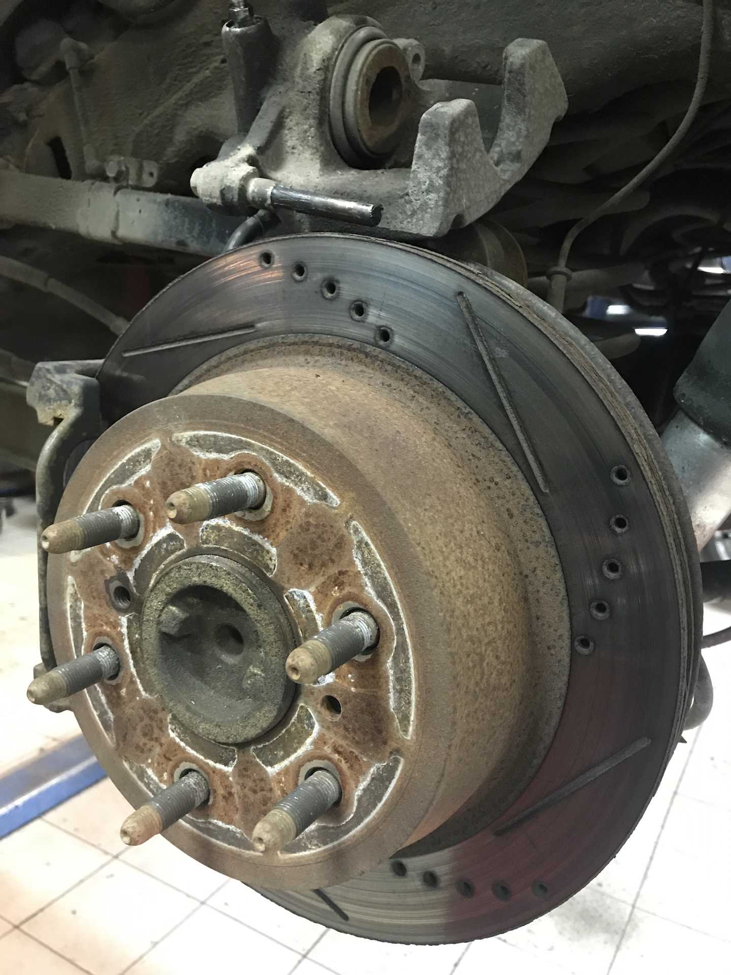 Chevrolet tracker с 2013, ремонт задних тормозов инструкция онлайн