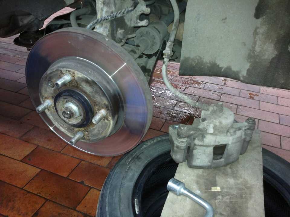 Конструкция + ремонт тормозного механизма задних колес нива шевроле