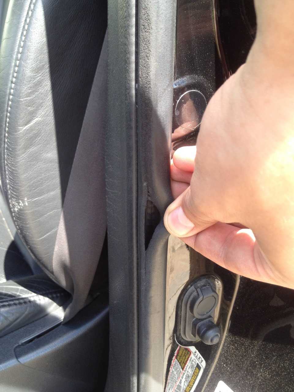 Как восстановить уплотнитель двери автомобиля — уплотнить и отремонтировать резинку своими руками