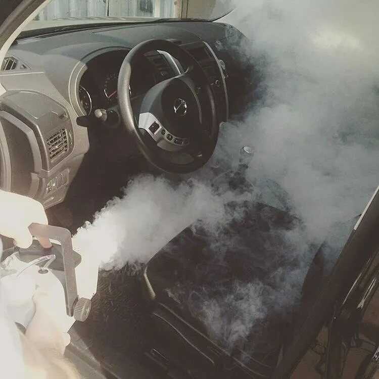 Как избавиться от неприятного запаха в салоне автомобиля: устранение причин, очиститель воздуха