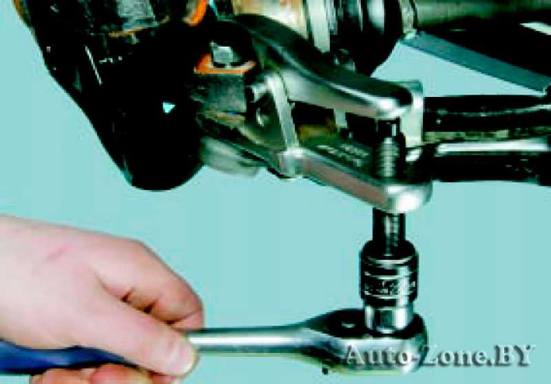 Снятие и установка дисковых тормозных механизмов задних колес ауди а3