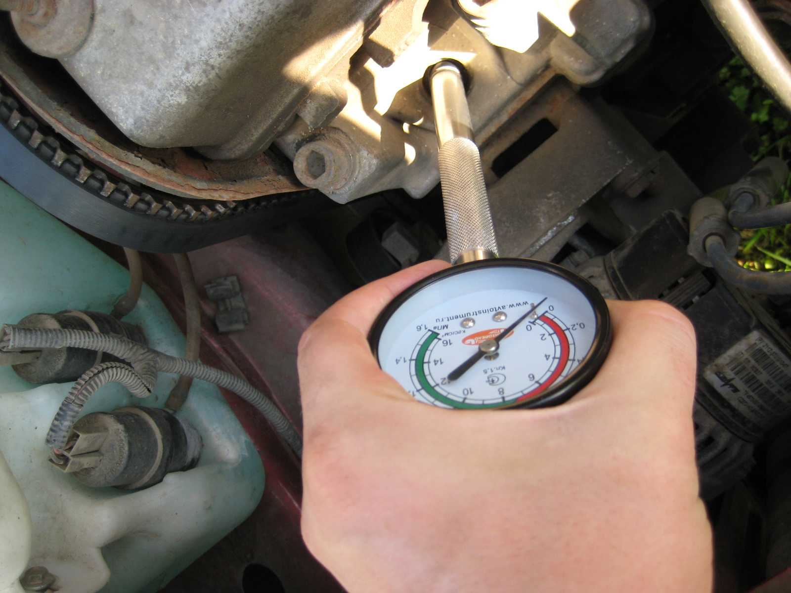 Проверка компрессии двигателя: нюансы и тонкости
