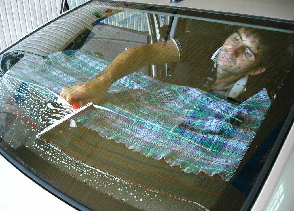 Технология тонирования стекол автомобиля