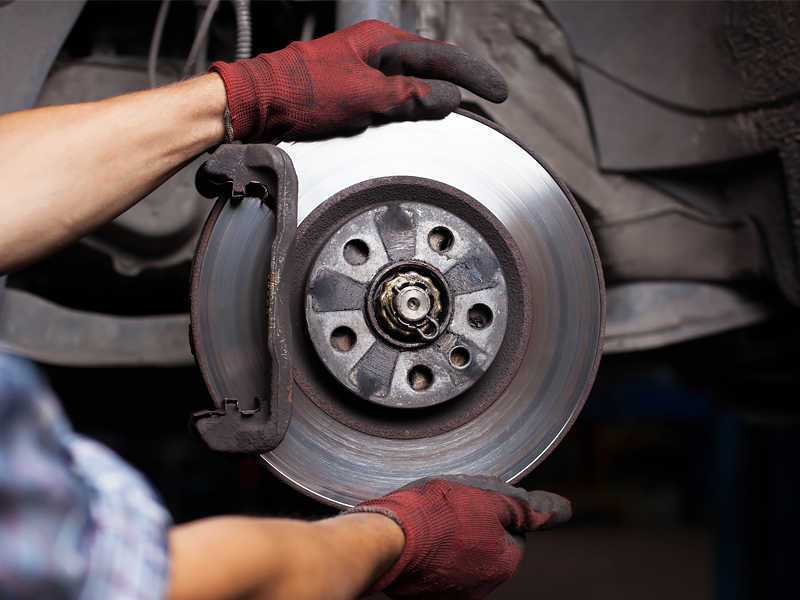 Chevrolet lanos передние тормозные колодки тормозных механизмов передних колёс шевроле ланос снятие замена ремонт купить цена